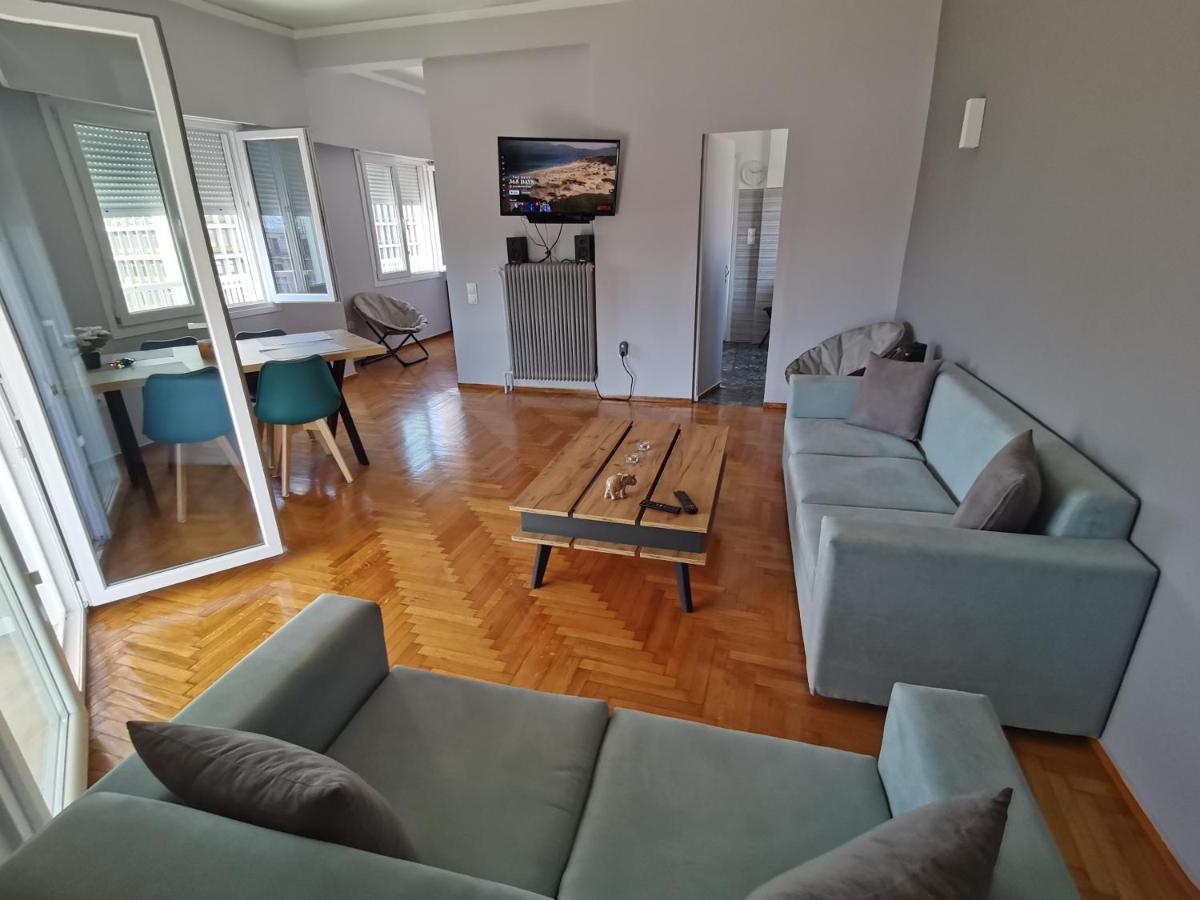 Penthouse Spacious W Super Wifi & Terrace, 2 Min From Metro Athén Kültér fotó