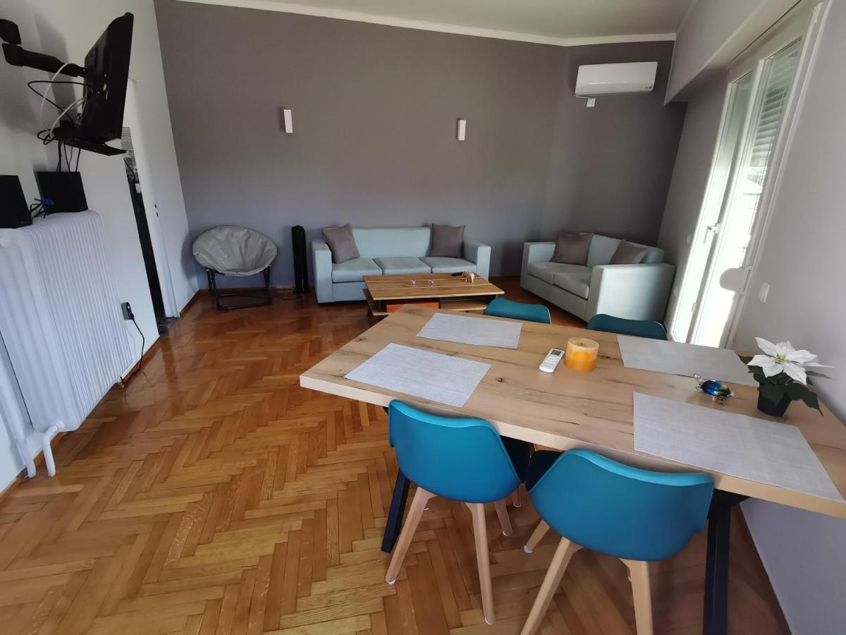 Penthouse Spacious W Super Wifi & Terrace, 2 Min From Metro Athén Kültér fotó