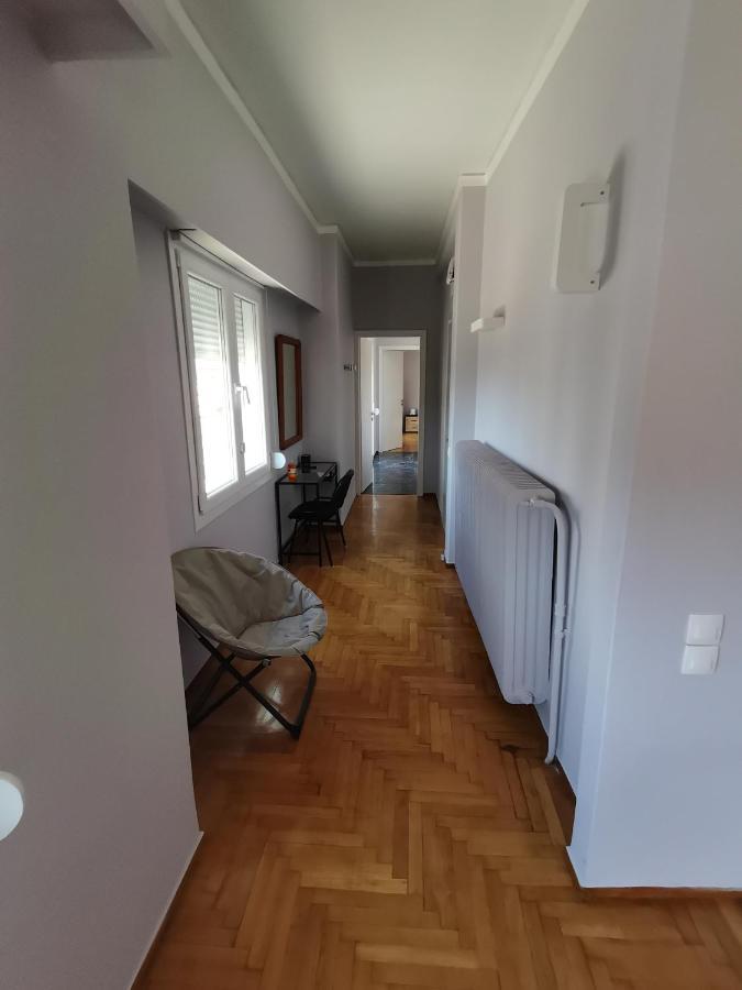 Penthouse Spacious W Super Wifi & Terrace, 2 Min From Metro Athén Kültér fotó