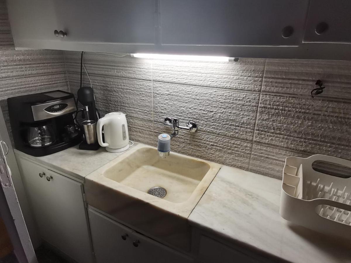 Penthouse Spacious W Super Wifi & Terrace, 2 Min From Metro Athén Kültér fotó