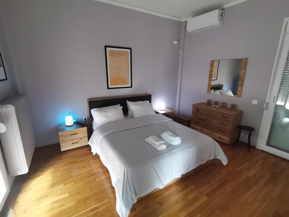 Penthouse Spacious W Super Wifi & Terrace, 2 Min From Metro Athén Kültér fotó